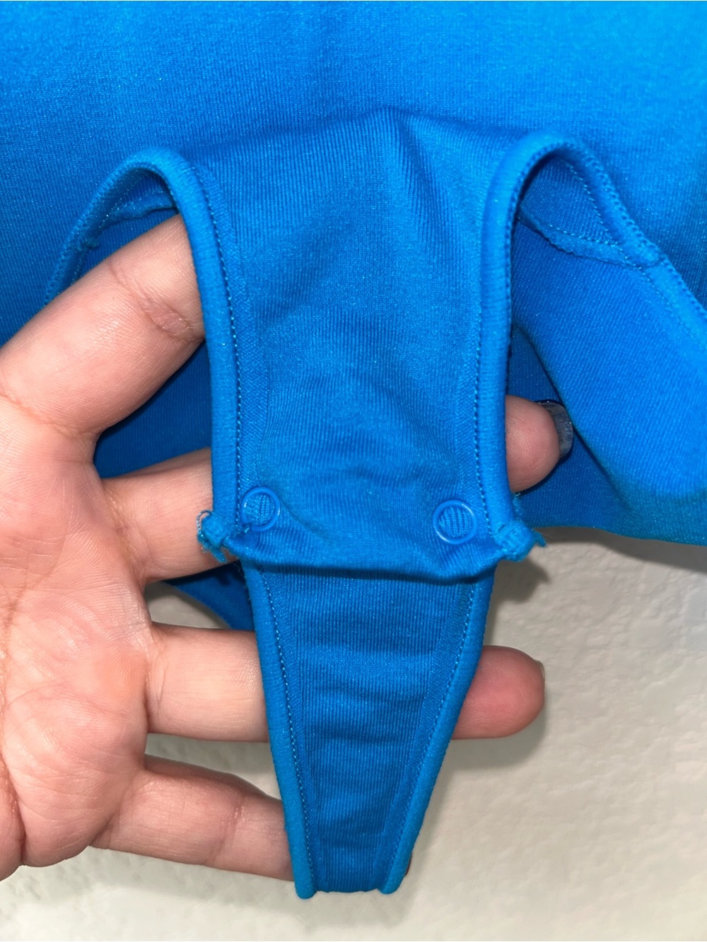 SKIMS Fits Everybody High Neck Bodysuit Neon Blue XL Like New - Picture 4 of 8